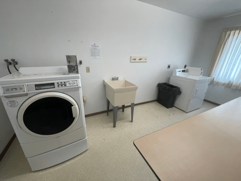 277Common Area Laundry.png
